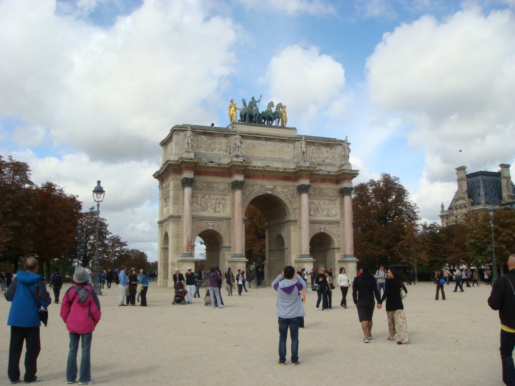 Arc de Triomphe du Carrousel, Tuileries Gardens, Paris.  2011