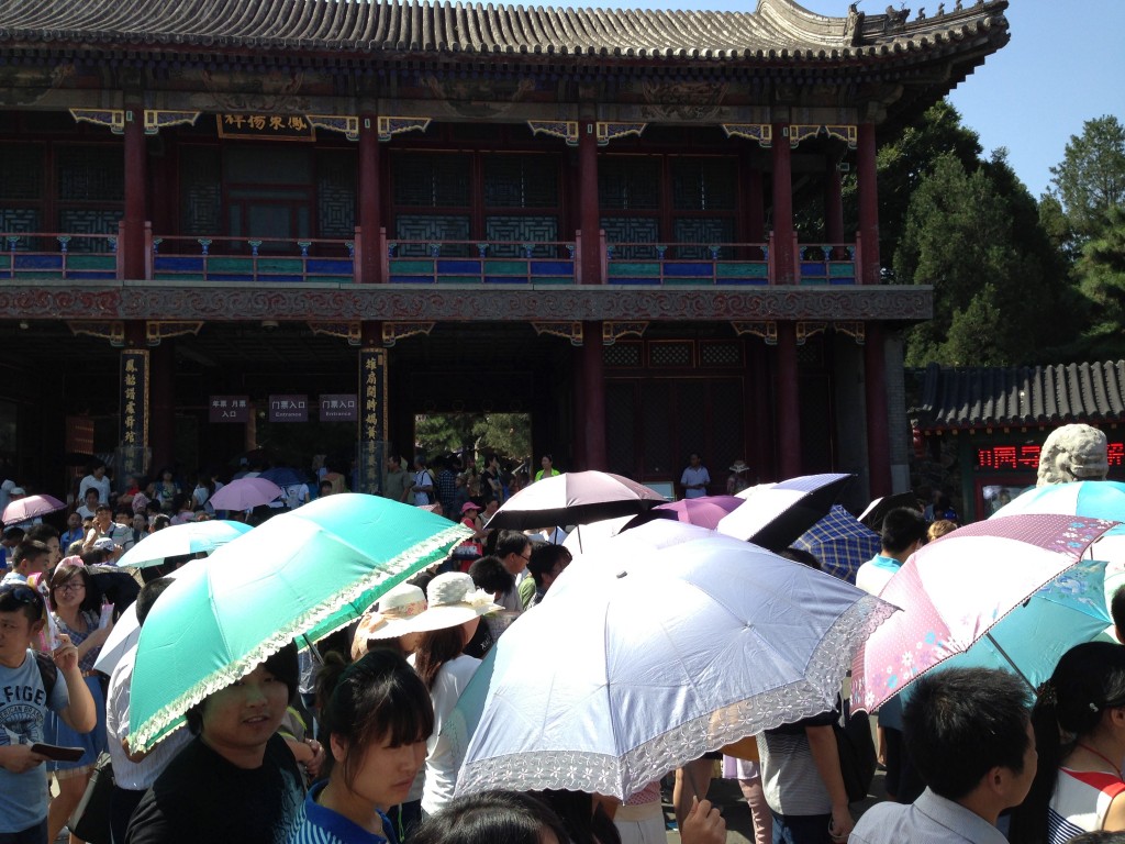 The Queue, very hot and humid, The Summer Palace, Beijing,  2013