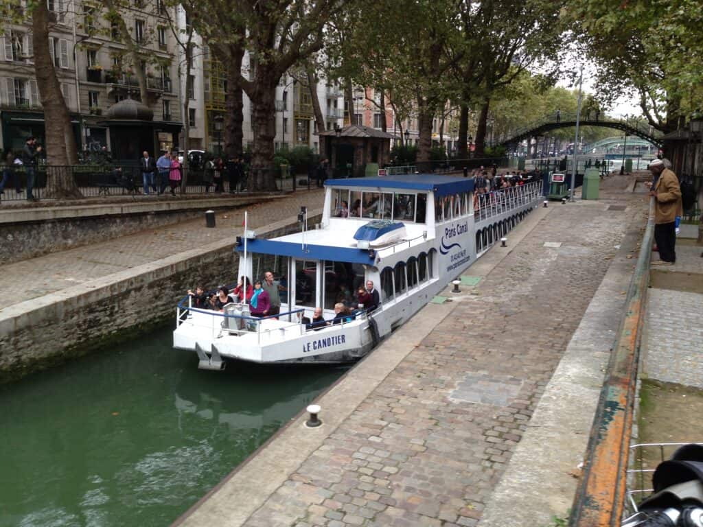 Canal Saint Martin, in the heart of Paris