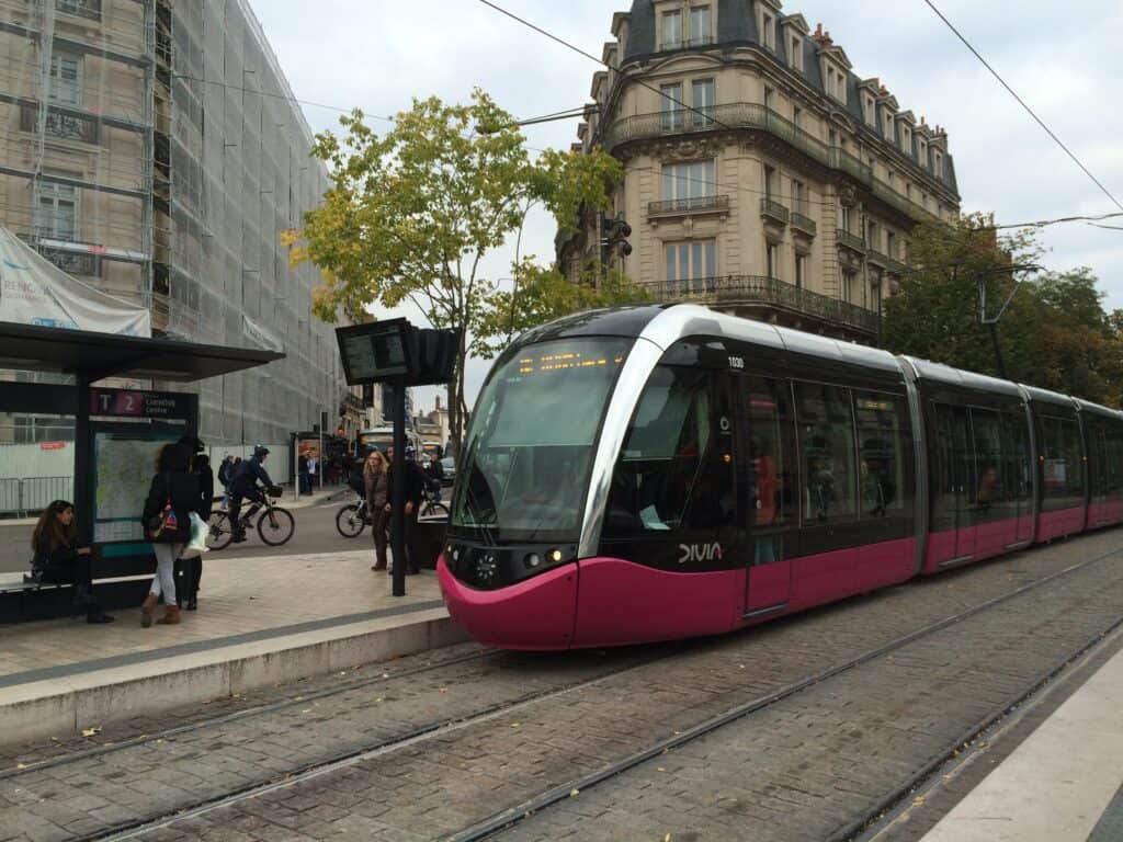 It seems every French provincial city we visit has a light rail service. Dijon as well.